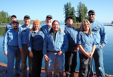 The 2011 crew poses on the dock.